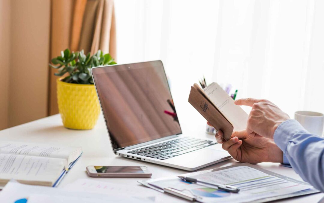 Virtual Bookkeeping: 4 Reasons Business Owners Prefer It Over Traditional Methods